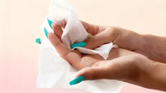 Zijn je vochtige doekjes uitgedroogd? Gooi ze niet meteen weg: het geheim dat schoonheidsgoeroes verzwijgen